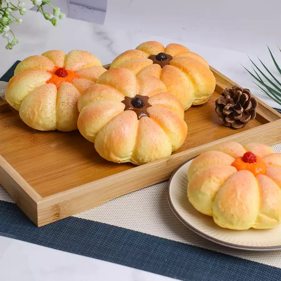 Slow-Rebound Realistic Pumpkin Bun Fidget Toy