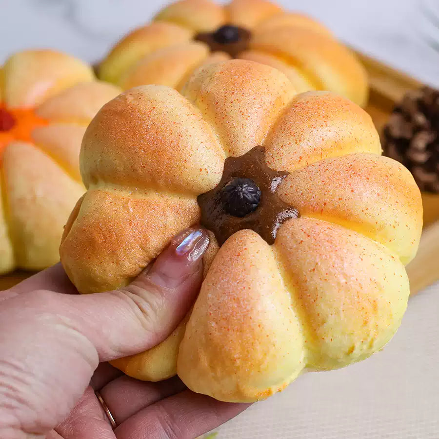 Slow-Rebound Realistic Pumpkin Bun Fidget Toy