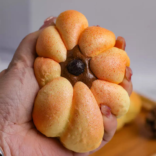 Slow-Rebound Realistic Pumpkin Bun Fidget Toy