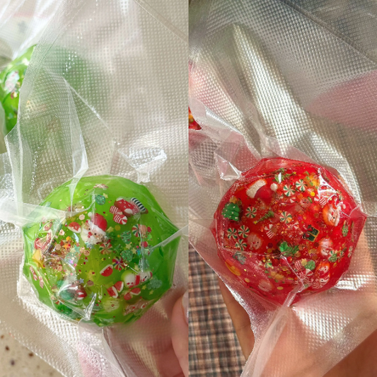 Christmas Story Crispy-Shell Squishy Ball